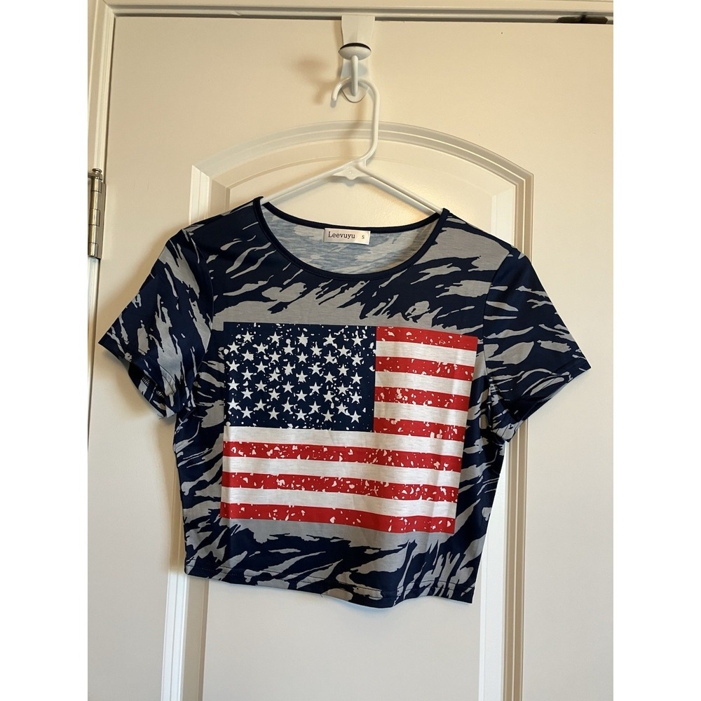 Leevuyu Crop Top Women Small Red Blue NWT Patriotic Camo USA Flag C115